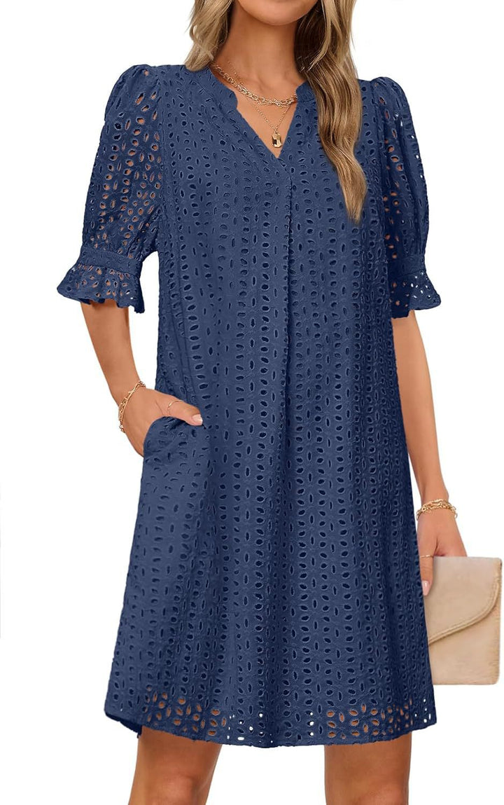 Damen luftiges Sommerkleid mit romantischem Lochmuster und praktischen Taschen W&W Mode