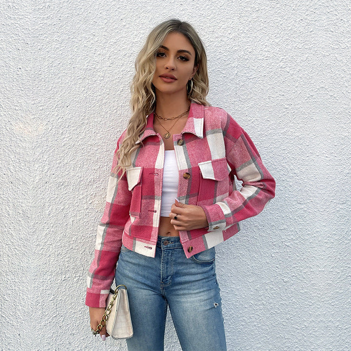 Damen cropped Karo-Jacke mit praktischen Taschen und modischen Details W&W Mode