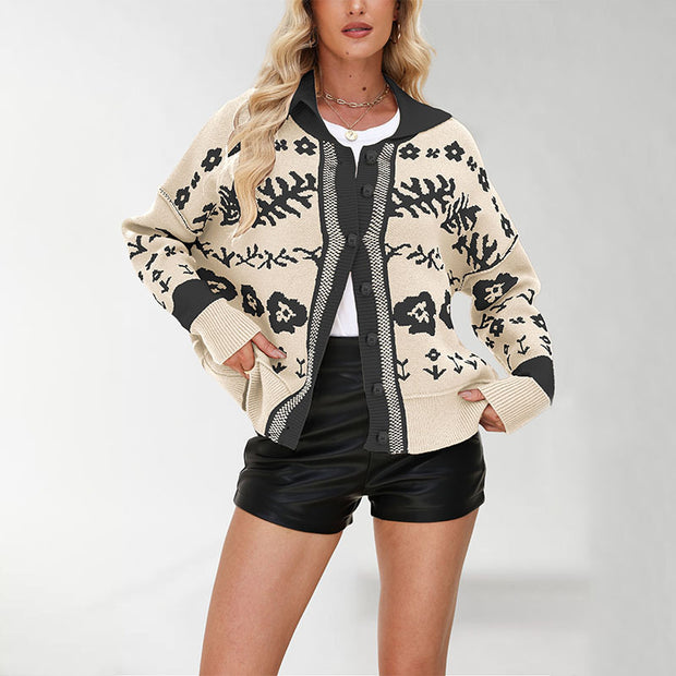 Damen Strickjacke mit floralen Muster und lässigem Schnitt WW