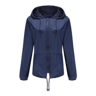 Damen sportliche Windbreaker-Jacke mit verstellbarer Kapuze und elastischen Bündchen WW