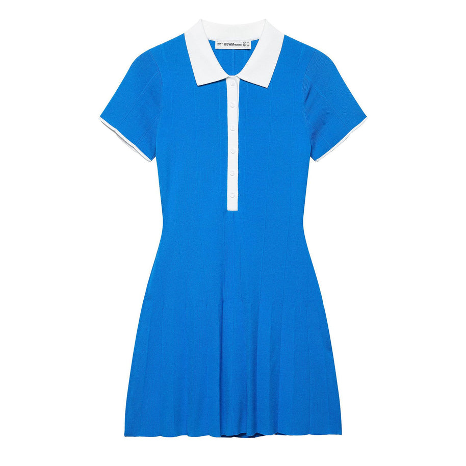 Femme Polo Kleid mit plissiertem Rock und kontrastierendem Kragen WW