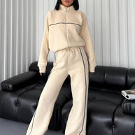 Damen Sportliches Wohlfühl-Set mit hohem Kragen und weitem Schnitt WW