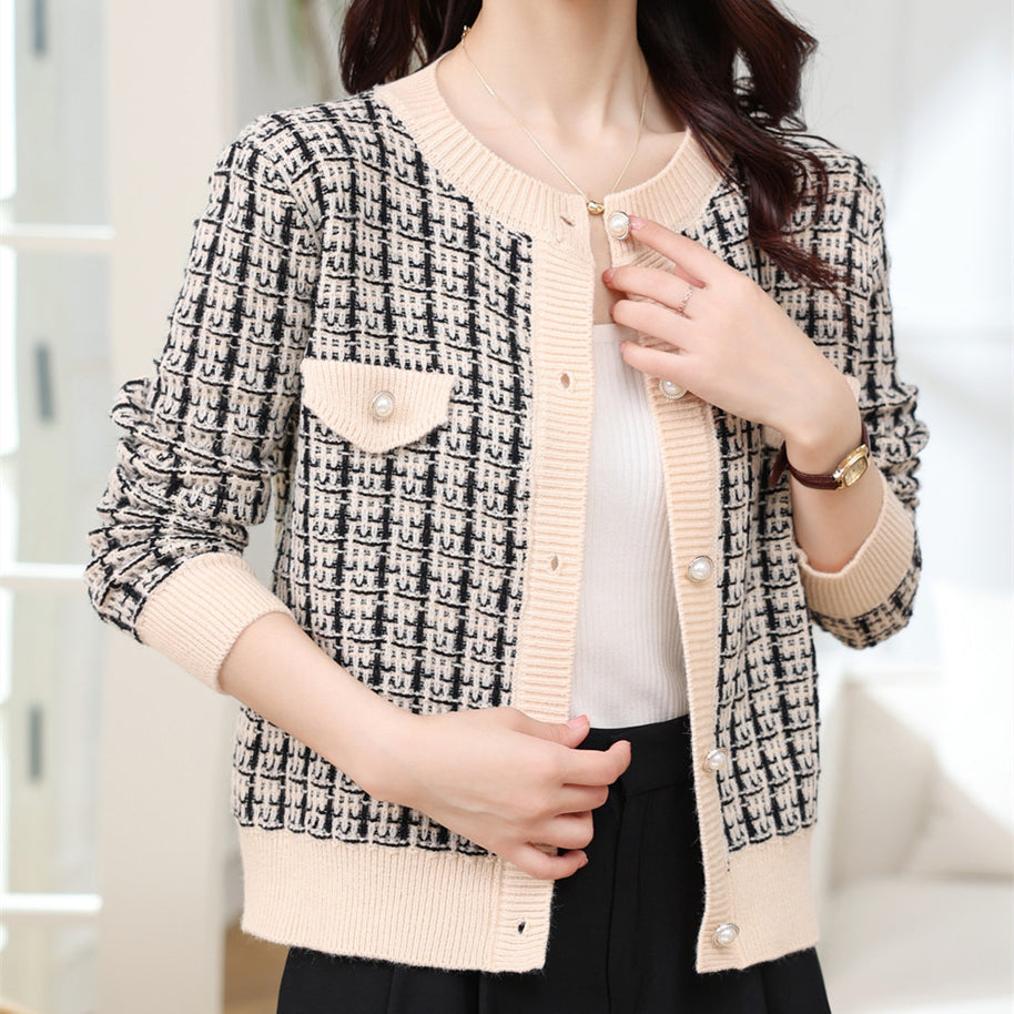 Damen Strickjacke mit strukturiertem Design und Perlknöpfen WW