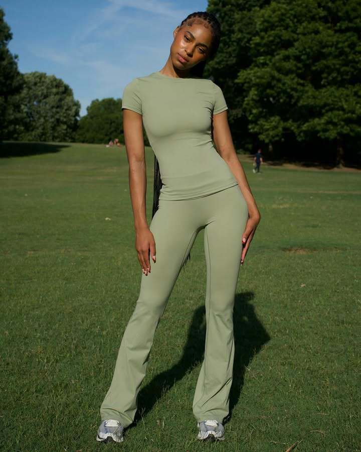 Damen Sportliches Yoga-Outfit WW
