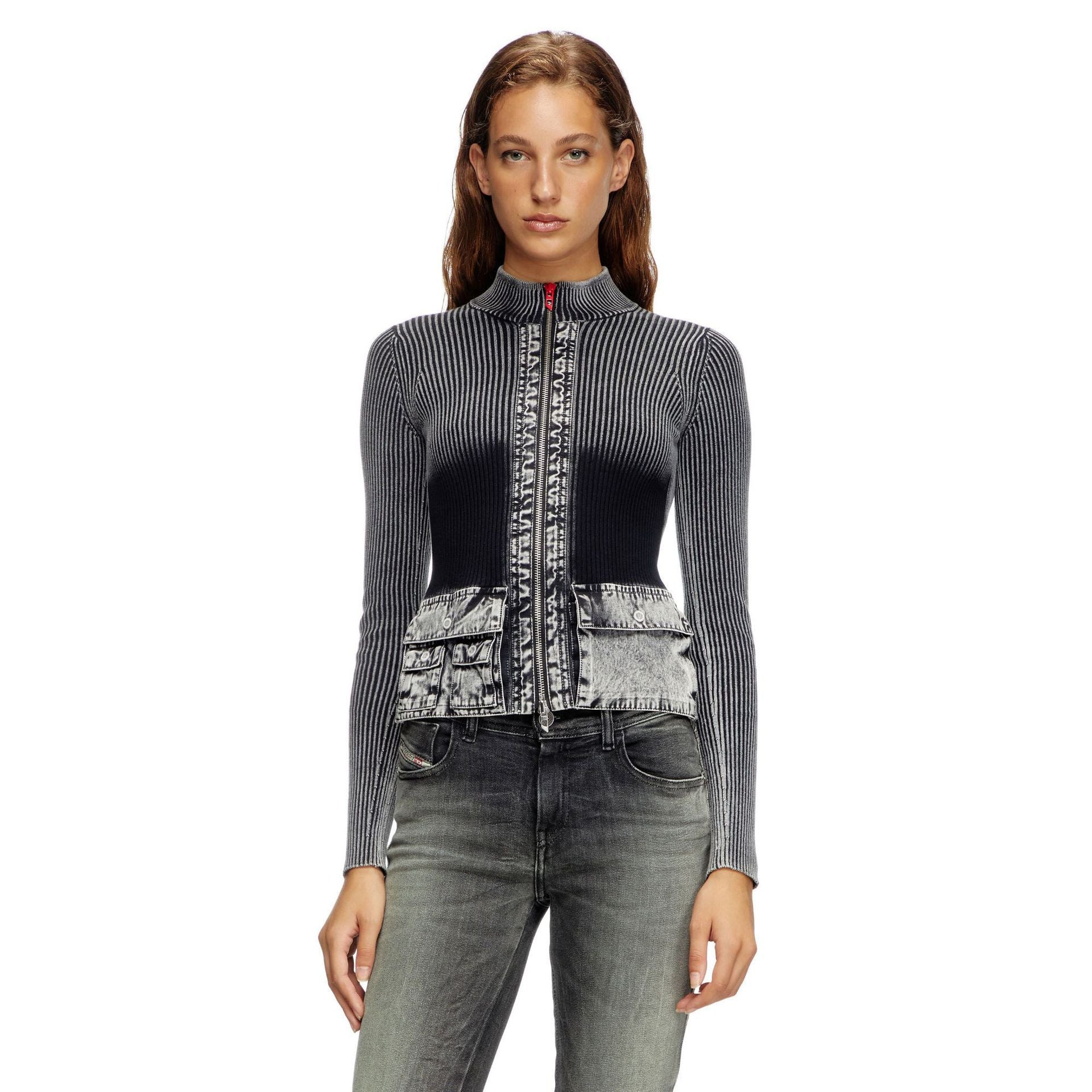 Damen Strickjacke mit denim-inspirierten Taschen und modernem Schnitt WW