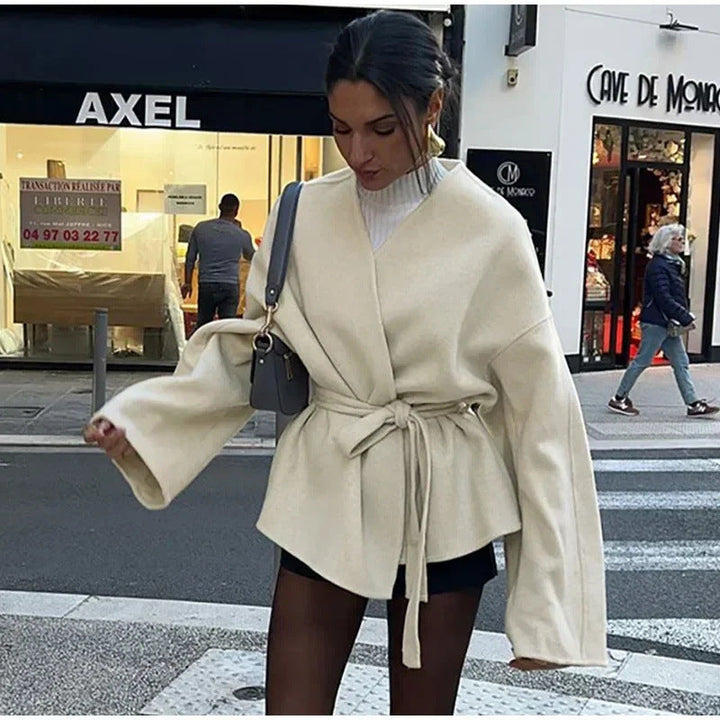 Damen elegante Wickeljacke mit Taillengürtel W&W Mode