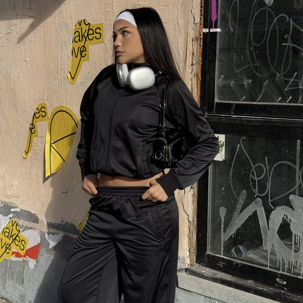 Damen sportliche Trainingsjacke und passende Hose mit hoher Taille WW