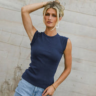 Damen ärmelloses Rippenshirt mit figurbetontem Schnitt WW