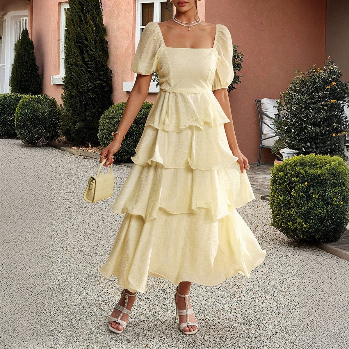 Damen Sommerliches Maxikleid mit kreisförmigem Ausschnitt und Rüschendetails WW