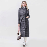 Damen Steppmantel mit Gürtel und hohem Kragen WW