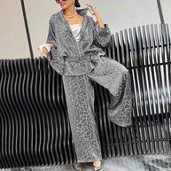 Damen sportlicher Freizeitanzug mit elegantem Leopardenmuster und weiten Hosen WW