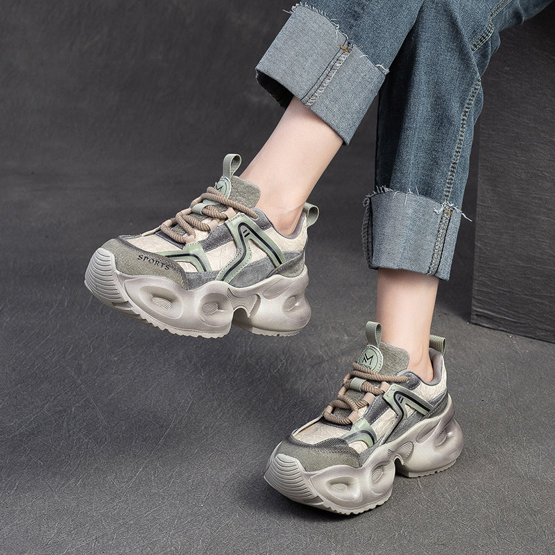 Damen Sportliche Chunky Sneakers mit stilvollem Oberflächen-Design und dämpfendem Sohlenprofil WW