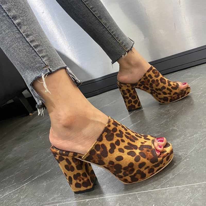 Damen Peep-Toe Blockabsatz-Slipper WW