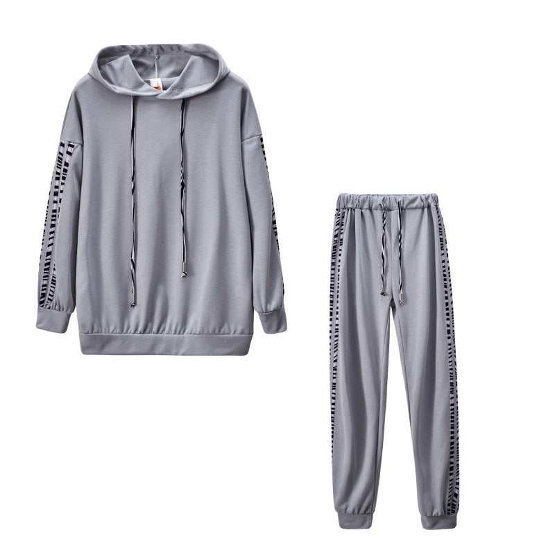 Damen Sportliches Loungewear-Set mit Kapuze und seitlichen Streifen WW