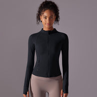 Damen Sportjacke mit figurschmeichelndem Schnitt und praktischem Reißverschluss WW