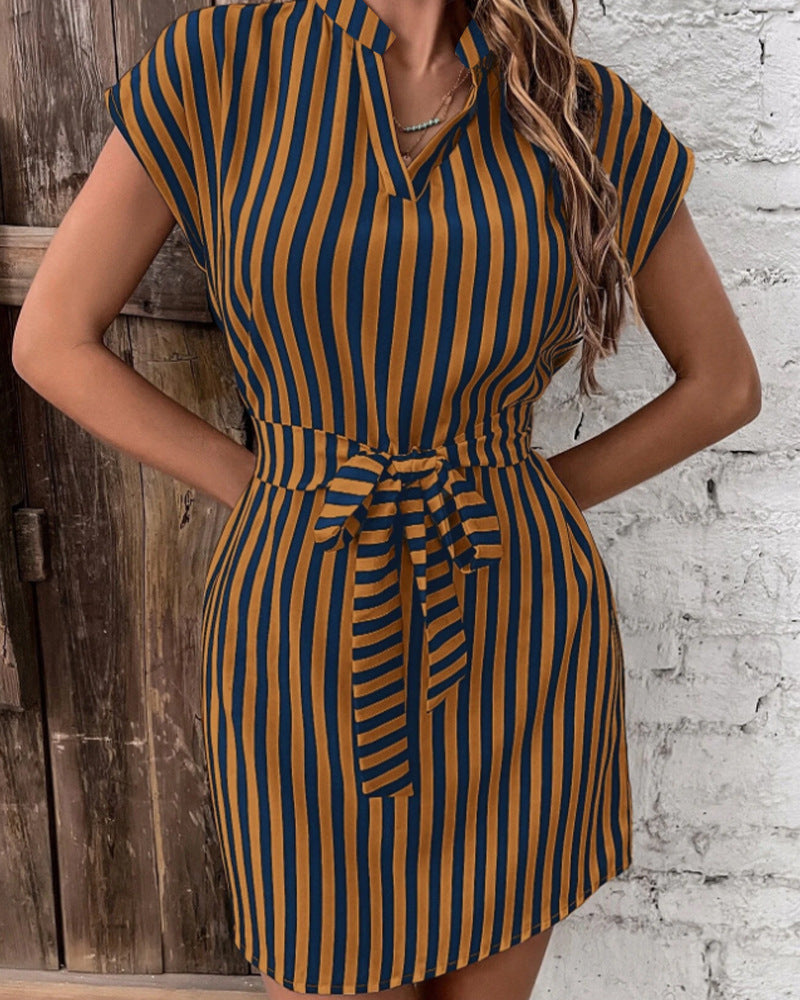Damen Hemdblusenkleid mit Bindegürtel und eleganter Streifenoptik WW