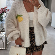 Damen Strickjacke mit fröhlichem Ananas-Motiv und oversized Schnitt WW