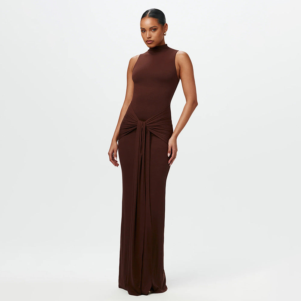 Damen Elegantes Abendkleid mit raffinierter Drapierung und hohem Schlitz WW