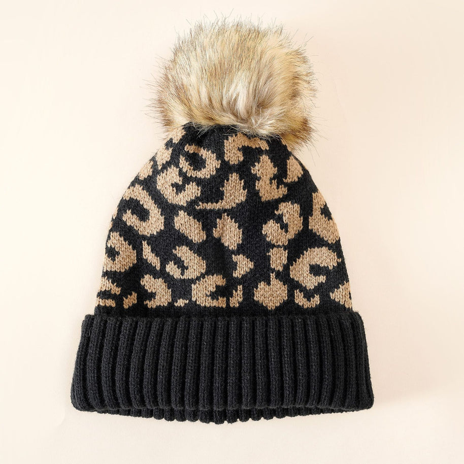Damen Strickmütze mit elegantem Leopardenmuster und kuscheligem Kunstfellpompon WW