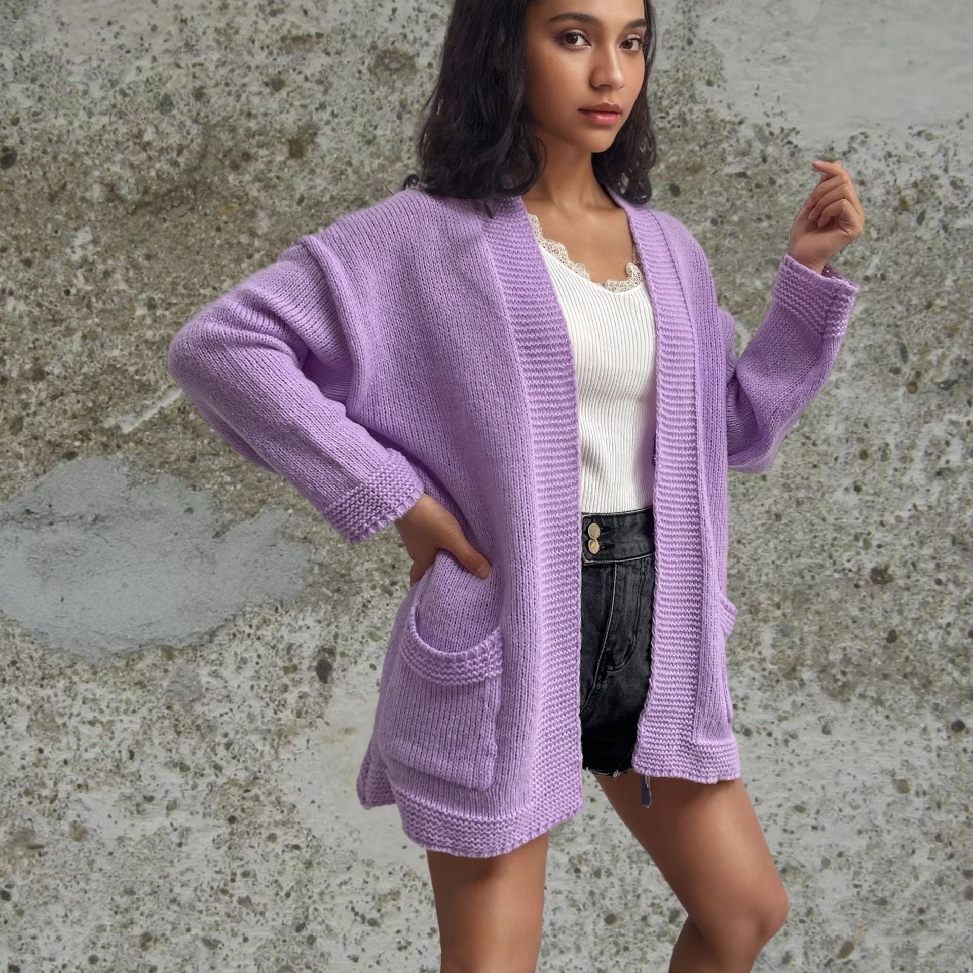 Damen Strickjacke mit großen Taschen und lässigem Schnitt WW