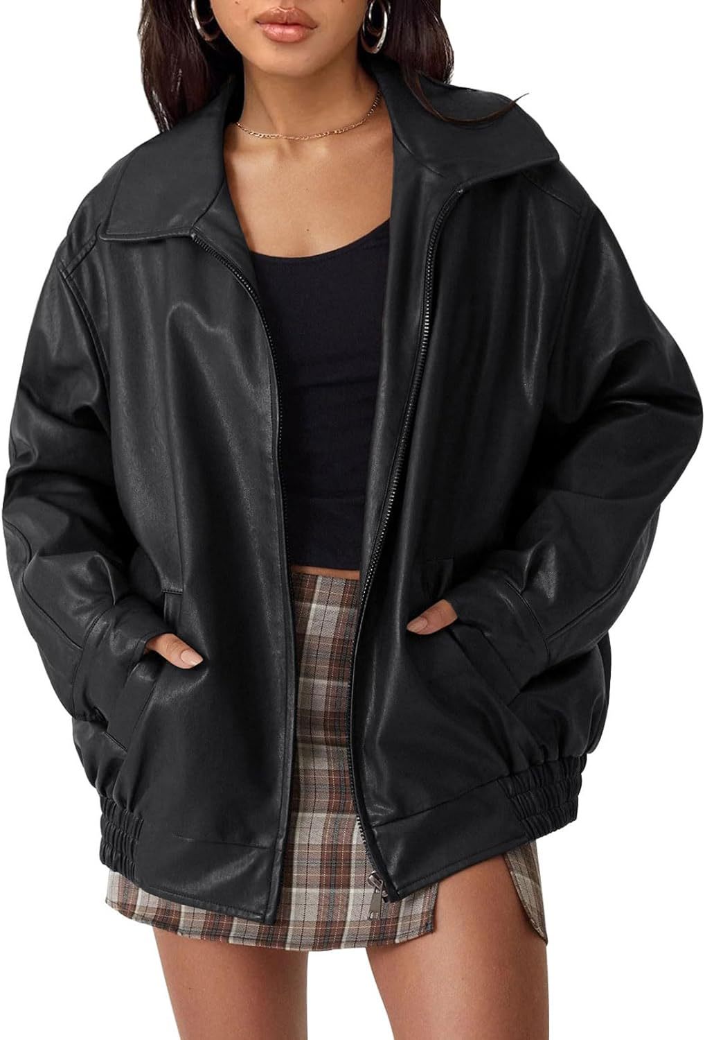Damen lässige Kunstlederjacke mit weitem Schnitt und praktischen Taschen W&W Mode