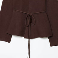 Damen Strickjacke mit eleganter Taillierung und V-Ausschnitt WW