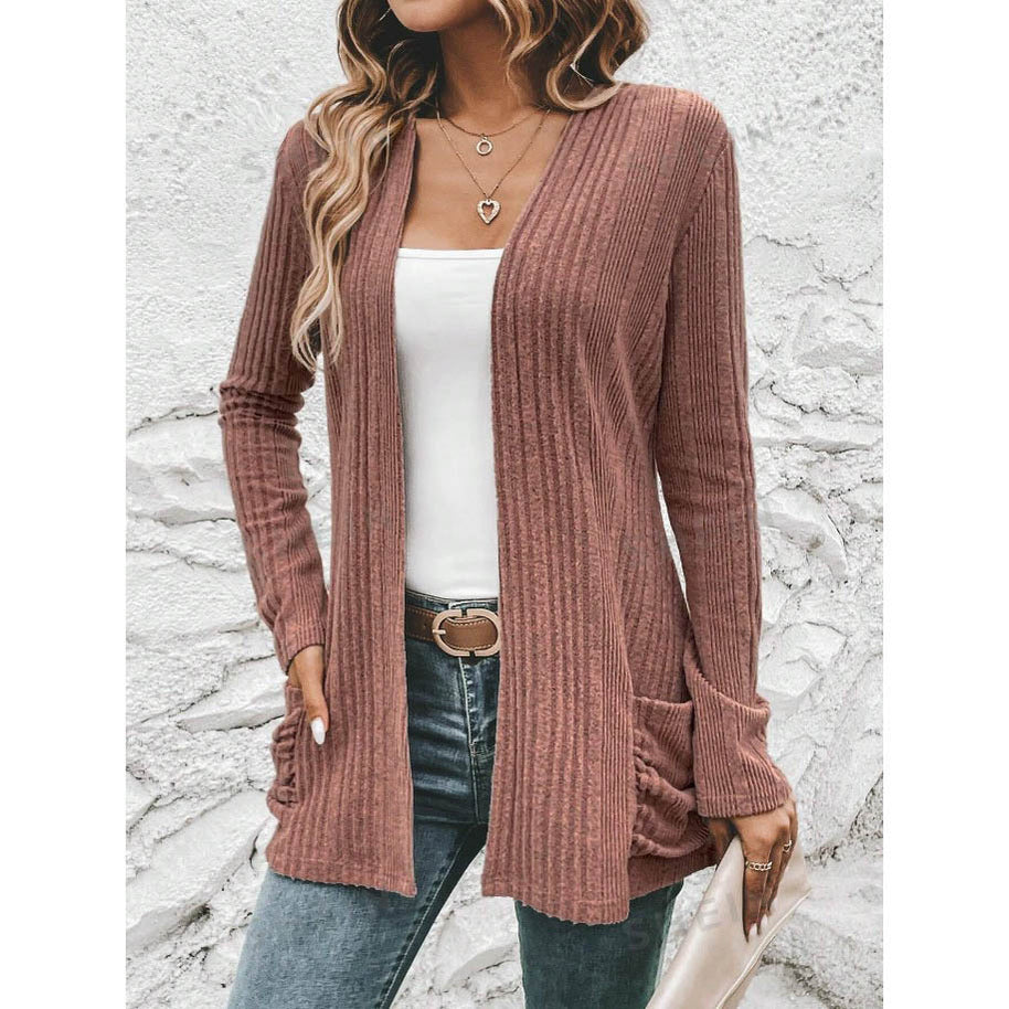 Damen Feinstrickjacke mit tiefem V-Ausschnitt und praktischen Taschen WW