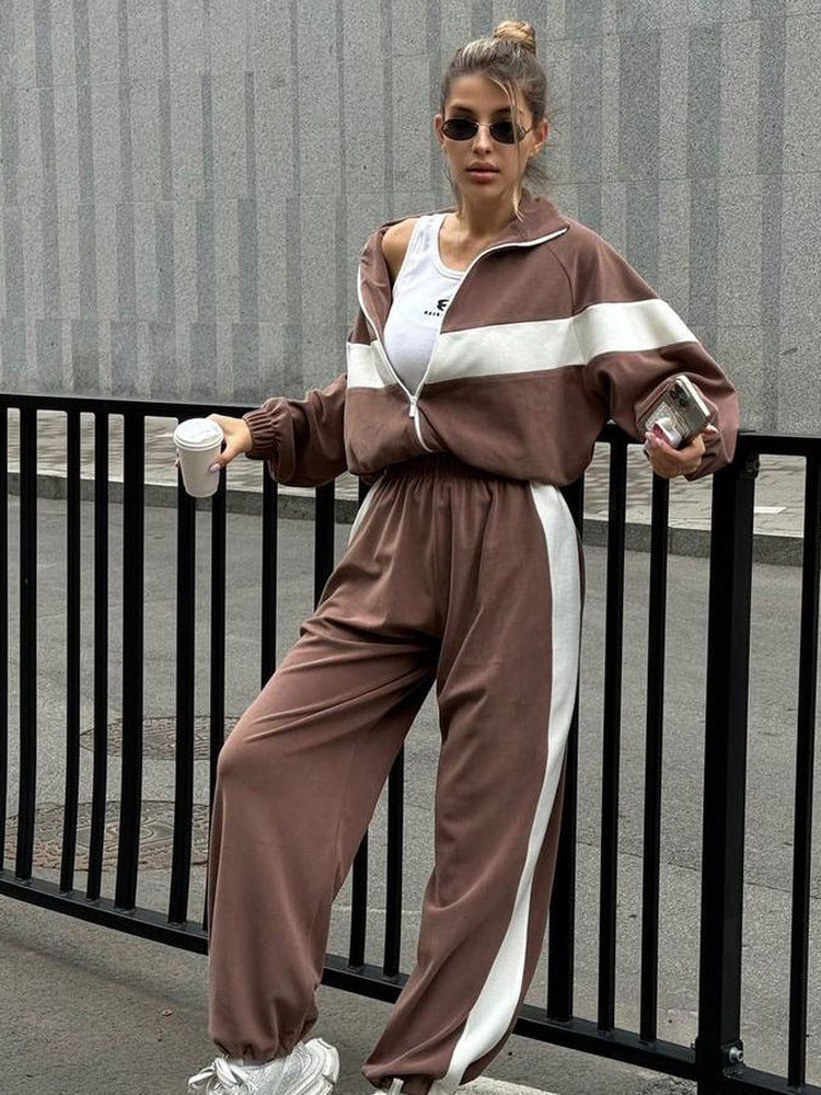 Damen Sportlicher Velours Zweiteiler mit modischen Streifen WW
