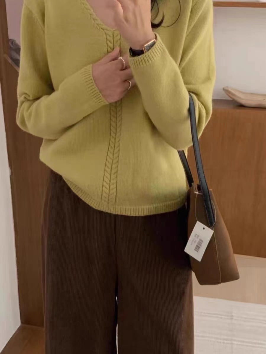 Damen Strickpullover mit V-Ausschnitt und Zopfmuster WW
