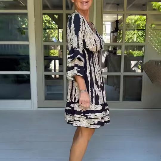 Damen romantisches V-Ausschnitt Kleid mit weiten Ärmeln und floralem Design WW