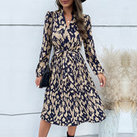 Damen elegantes Maxikleid mit Gürtel und raffiniertem Muster WW