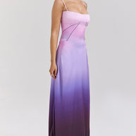 Damen Abendkleid mit figurbetontem Schnitt und elegantem Satin-Finish WW