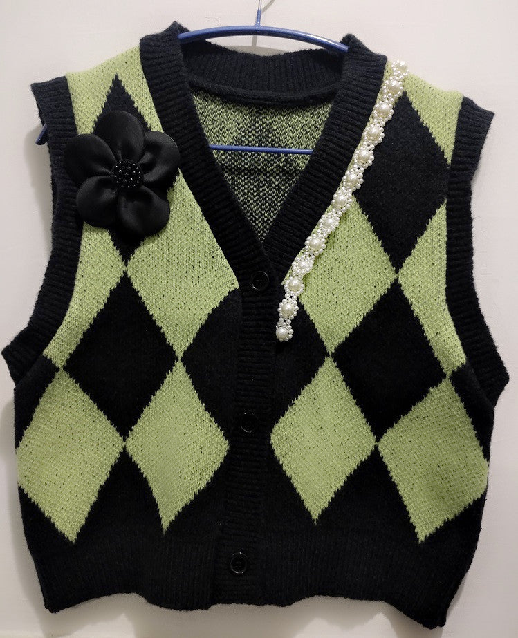 Damen Strickweste mit modernem Rautenmuster und eleganter Knopfdetail WW