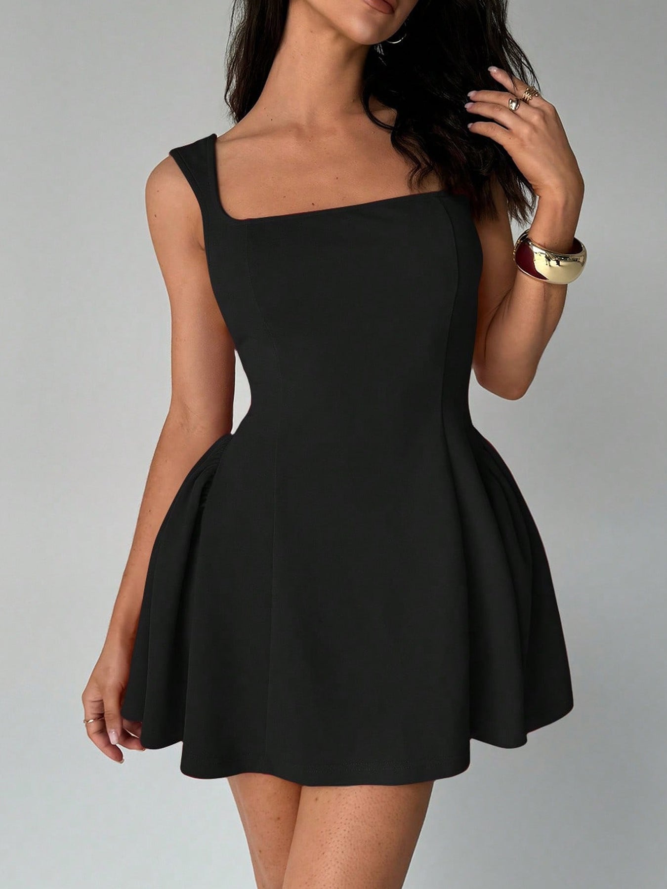 Damen A-Linien Kleid mit quadratischem Ausschnitt und schwingendem Rock WW