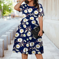 Damen Midikleid mit floralem Design und elegantem Schnitt WW