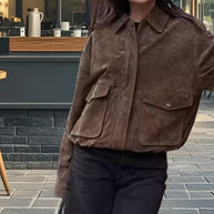 Damen lässige Wildlederjacke mit praktischen Taschen und hochgeschlossenem Kragen WW