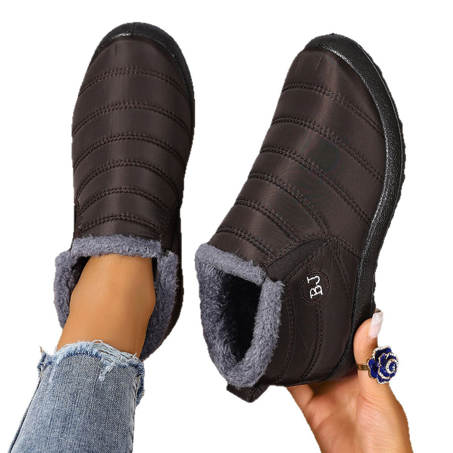 Damen Bequeme und warme Slipper mit kuscheligem Innenfutter WW