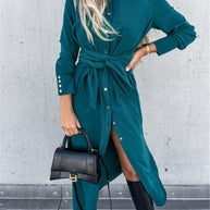 WW | Einfarbiges langärmeliges Schwingkleid