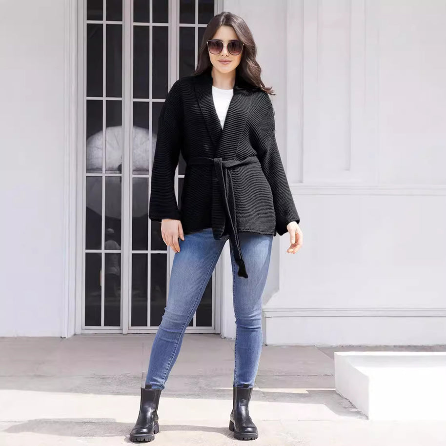 Damen Strickjacke mit Bindegürtel und lässigem Schnitt WW