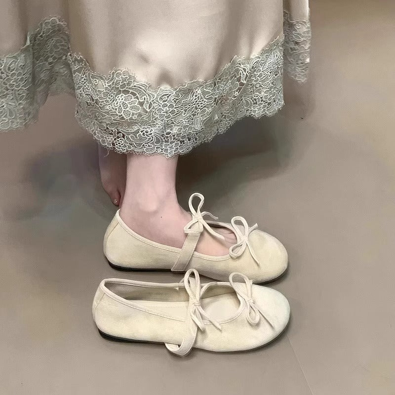 Damen Ballerinas aus weichem Wildleder mit zartem Schleifenverzierung WW