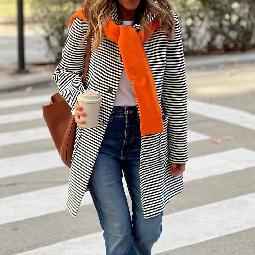 Damen gestreifter Trenchcoat mit modischem Schal und hoher Funktionalität W&W Mode
