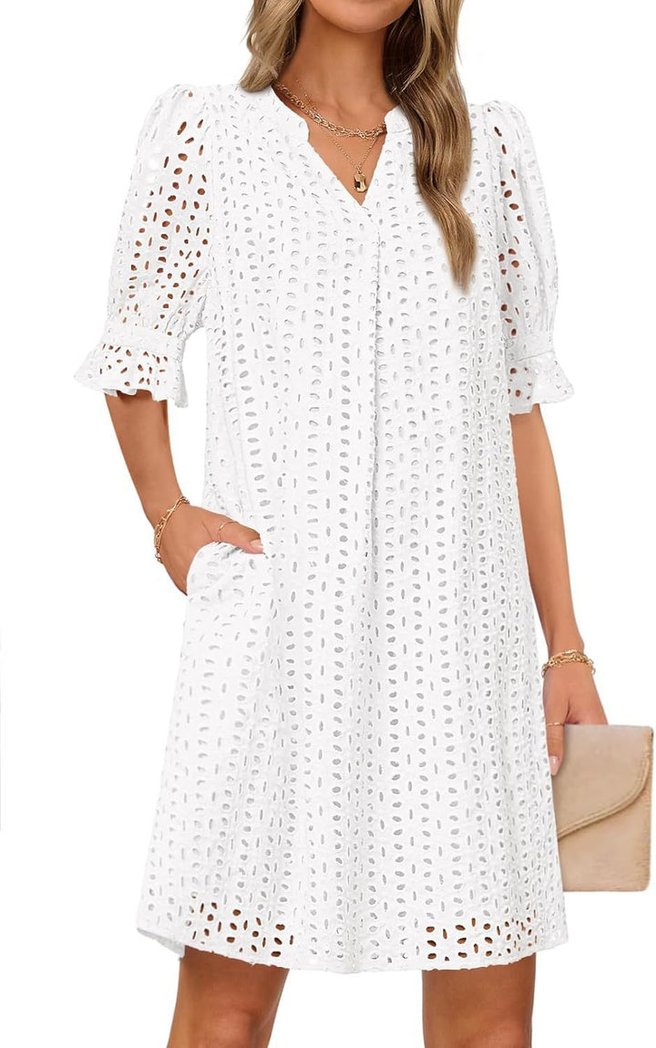 Damen luftiges Sommerkleid mit romantischem Lochmuster und praktischen Taschen W&W Mode