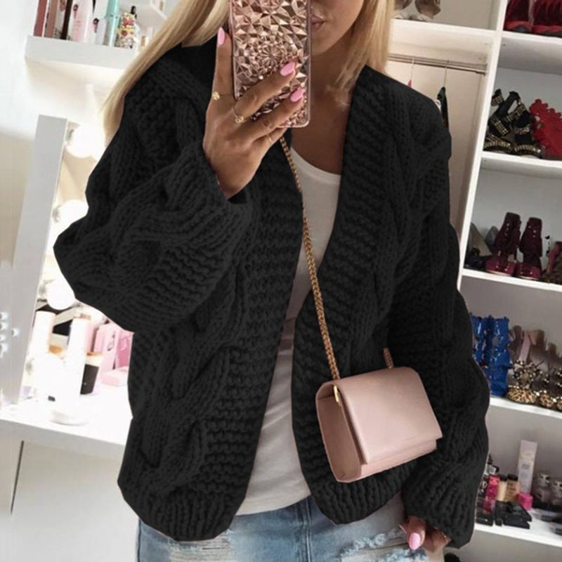 Damen Strickjacke mit grobem Zopfstrickmuster und weitem Schnitt WW