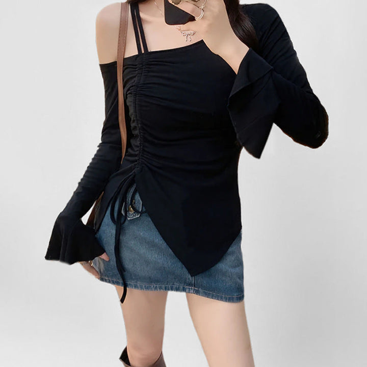 Damen Top mit schulterfreiem Design und raffinierten Rüschenärmeln W&W Mode