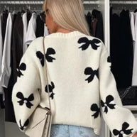 Damen Strickjacke mit dekorativen Schleifen und glänzenden Akzenten WW