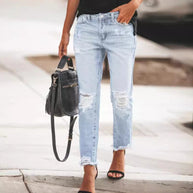 Damen Ripped Denim-Jeans mit lässigem Schnitt und ausgefranstem Saum WW