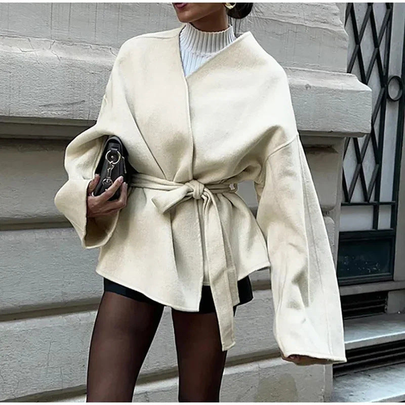 Damen elegante Wickeljacke mit Taillengürtel W&W Mode