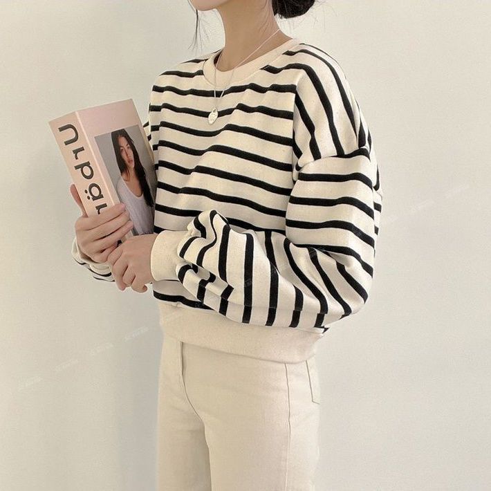 Damen lässiger Sweatshirt mit modernem Streifenmuster und Rundhalsausschnitt WW