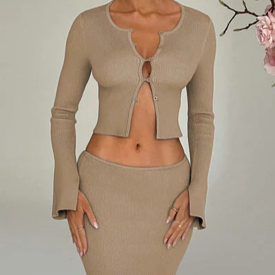 Damen Strick Set mit tiefem Ausschnitt und ausgestellten Ärmeln WW