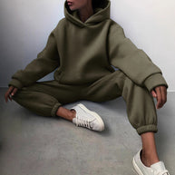 Damen Sportliches Loungewear-Set mit oversized Hoodie und bequemen Jogginghosen WW